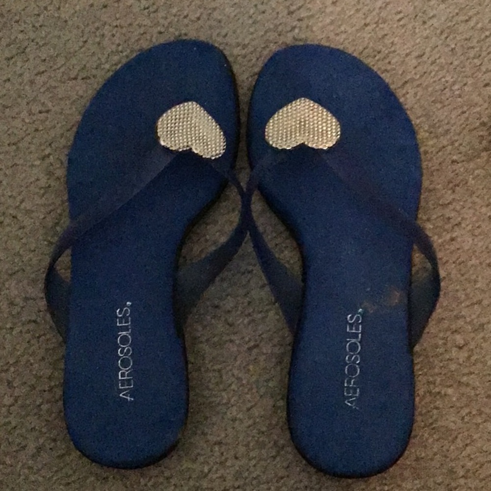 Blue sandals with silver hearts. Size 7M.